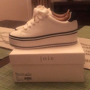 Joie shoe